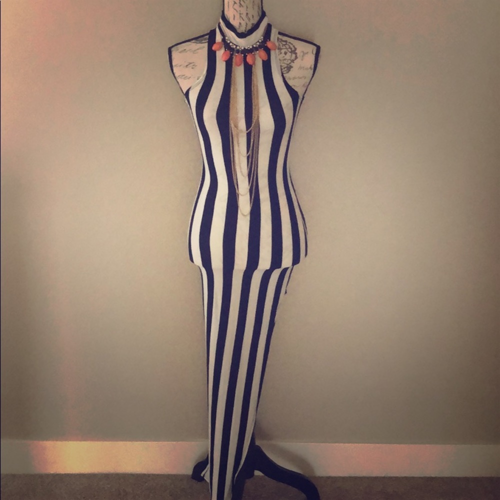 5/$25 Striped Maxi Dress